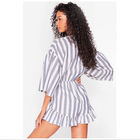 NASTY GAL | STRIPED LINEN BARBIECORE BATWING RUFFLE ROMPER - Picture 4 of 5